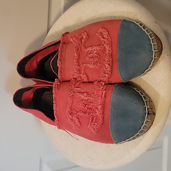 None Shoes - Very cute two-tone ESPADRILLES SZ 40